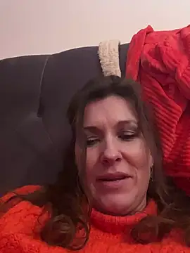 Snapshot of Lwhite1 chatting on February 2025 03:56:02 PM Lwhite1 online show from February 2025 03:56:02 PM