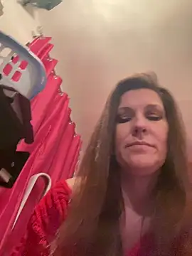 Snapshot of Lwhite1 chatting on February 2025 11:37:02 PM Lwhite1 online show from February 2025 11:37:02 PM