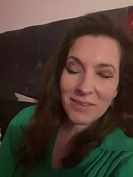 Snapshot of Lwhite1 chatting on March 2025 12:05:02 AM Lwhite1 online show from March 2025 12:05:02 AM