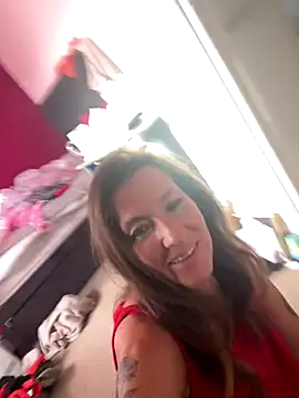 Snapshot of Lwhite1 chatting on September 2025 03:55:02 PM Lwhite1 online show from September 2025 03:55:02 PM