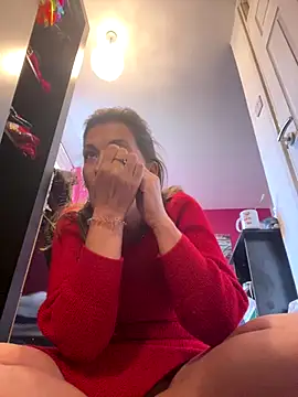 Snapshot of Lwhite1 chatting on October 2025 03:45:01 PM Lwhite1 online show from October 2025 03:45:01 PM