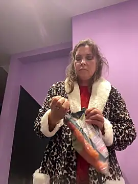 Lwhite1 online show from February 2026 12:48:01 AM