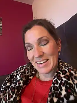 Lwhite1 online show from February 2026 04:46:01 PM