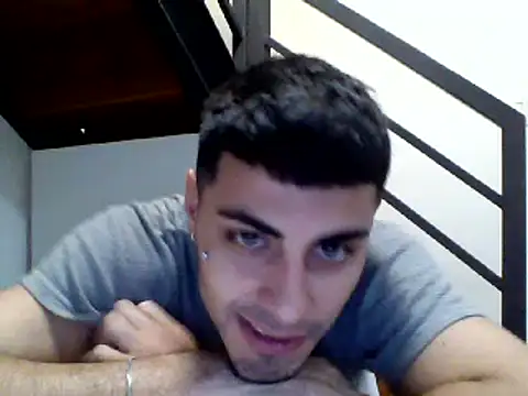 Snapshot of AronFoxx chatting on December 2024 09:11:02 PM AronFoxx online show from December 2024 09:11:02 PM