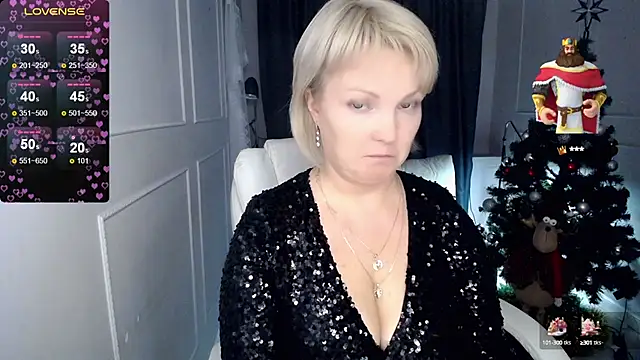 Juarnea online show from January 2025 08:49:01 PM