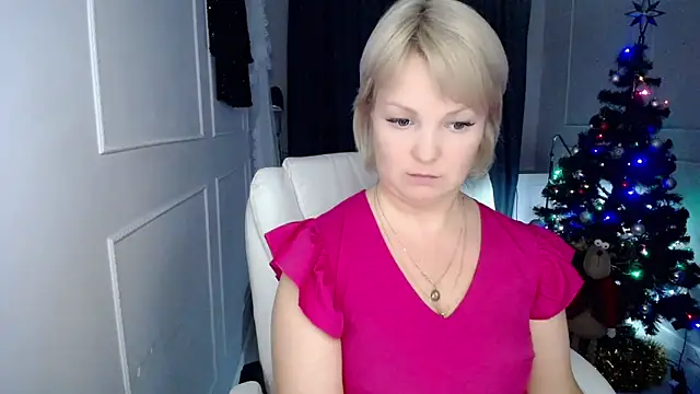 Juarnea online show from January 2025 08:49:02 PM