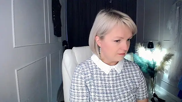 Juarnea online show from February 2026 10:47:01 AM