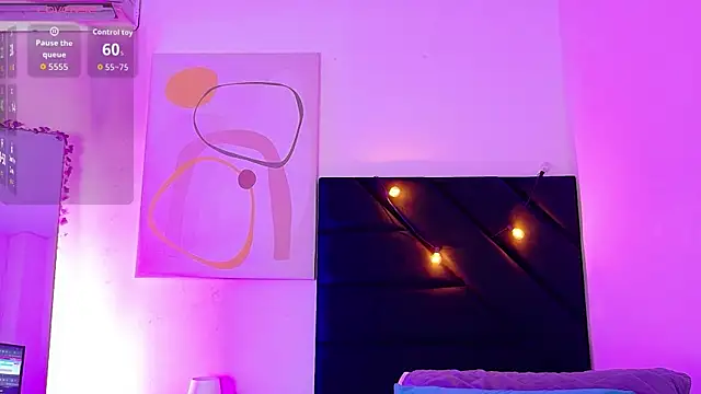 littleebonny online show from July 2026 01:04:01 PM