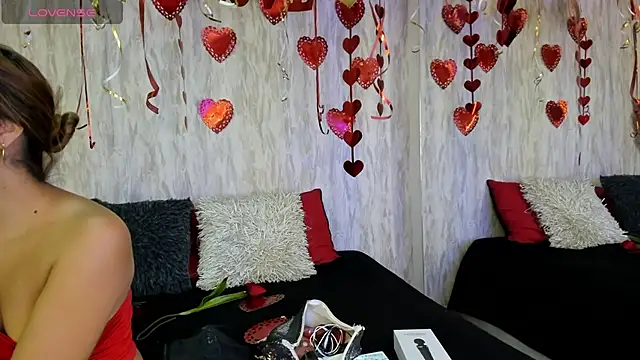 emily parkerr online show from February 2025 01:06:01 PM