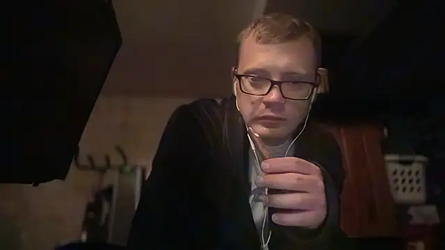 adamseed69 online show from May 2026 05:25:02 AM