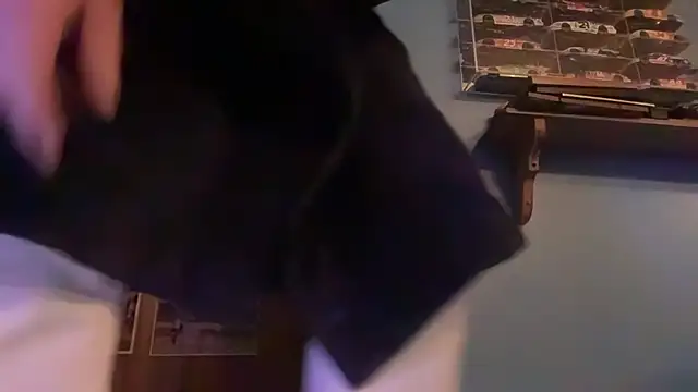 adamseed69 online show from May 2026 03:24:02 AM