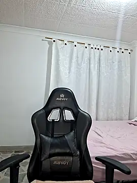 avellanatammy online show from July 2026 03:23:01 AM