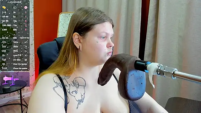 AuroraDemoni online show from December 2025 06:52:02 AM