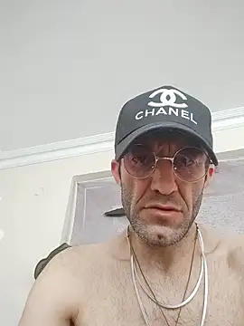 Aktorihann online show from November 2025 11:42:02 AM