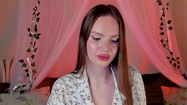 MishkaMe online show from December 2024 06:48:01 PM