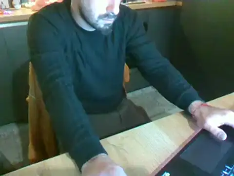 giorgakaci69 online show from December 2024 01:47:01 AM