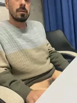 giorgakaci69 online show from October 2025 06:09:01 PM