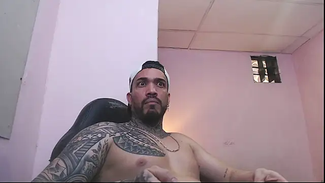 Angel sex latin online show from December 2024 04:06:02 AM