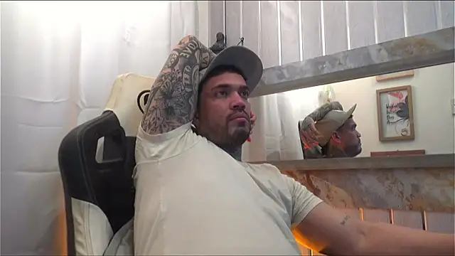 Angel sex latin online show from October 2025 07:20:02 AM