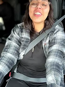 miacanela xo online show from January 2026 08:12:01 PM