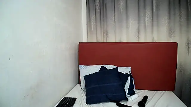 Cute Indian00 online show from January 2025 01:17:01 PM