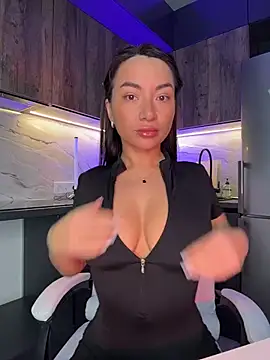 Melisa Ester online show from November 2025 12:38:01 PM