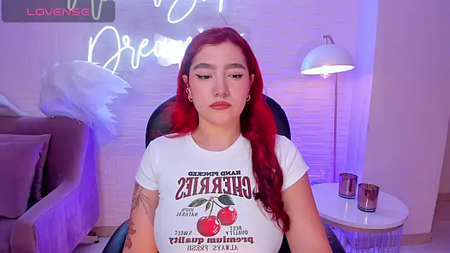 ViolettCastel online show from December 2024 07:43:02 PM