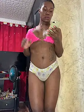 Snapshot of sweetsarabig22cm chatting on January 2025 07:45:01 PM sweetsarabig22cm online show from January 2025 07:45:01 PM