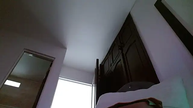 sweetsarabig22cm online show from March 2026 01:49:02 AM