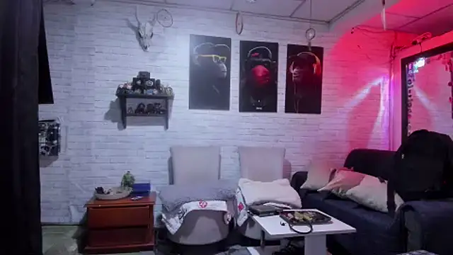 Kimmymadison- online show from February 2025 09:14:01 PM