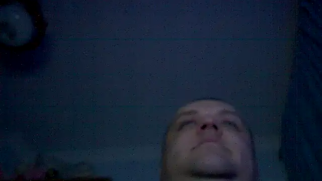 Snapshot of Rasta1987@xh chatting on April 2026 10:14:02 PM Rasta1987xh online show from April 2026 10:14:02 PM
