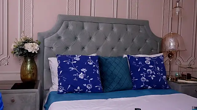 Snapshot of LucyAddison chatting on January 2025 09:49:02 AM LucyAddison online show from January 2025 09:49:02 AM