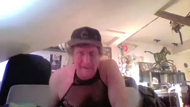 Bigthroaterboy online show from May 2026 05:42:01 PM