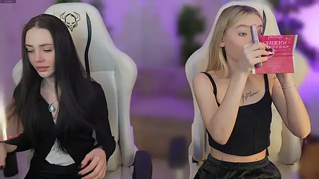 Snapshot of Sara_Tranquil chatting on February 2025 11:22:01 AM Sara Tranquil online show from February 2025 11:22:01 AM