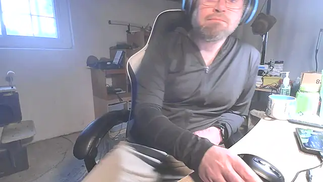 MagnusCockus online show from March 2026 12:05:01 PM