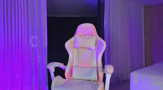 angelinalodge1 online show from February 2025 12:52:02 AM