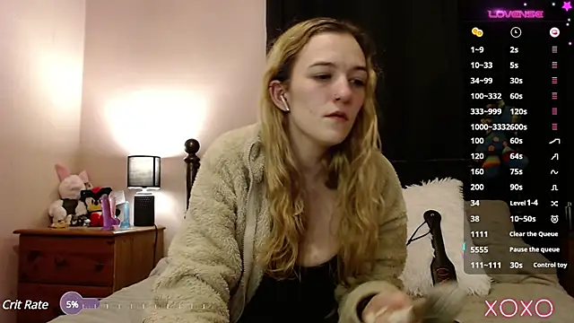 Snapshot of EllieeRose chatting on December 2024 05:49:01 AM EllieeRose online show from December 2024 05:49:01 AM