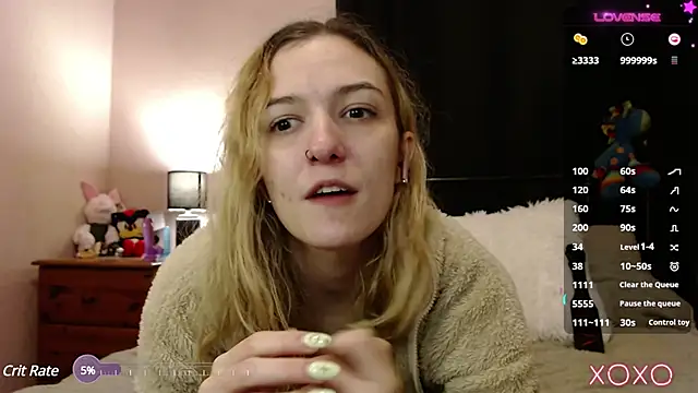 Snapshot of EllieeRose chatting on December 2024 08:52:02 AM EllieeRose online show from December 2024 08:52:02 AM