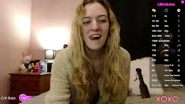 Snapshot of EllieeRose chatting on December 2024 07:21:02 PM EllieeRose online show from December 2024 07:21:02 PM