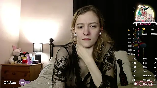 Snapshot of EllieeRose chatting on December 2024 05:44:01 AM EllieeRose online show from December 2024 05:44:01 AM
