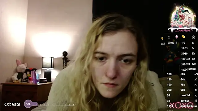 Snapshot of EllieeRose chatting on December 2024 01:57:02 AM EllieeRose online show from December 2024 01:57:02 AM