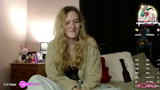 Snapshot of EllieeRose chatting on January 2025 01:49:01 AM EllieeRose online show from January 2025 01:49:01 AM
