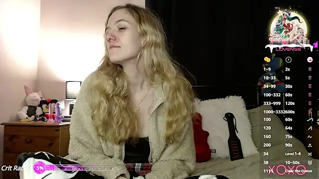 Snapshot of EllieeRose chatting on January 2025 03:40:02 AM EllieeRose online show from January 2025 03:40:02 AM