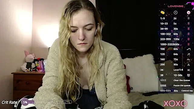 Snapshot of EllieeRose chatting on January 2025 09:18:01 PM EllieeRose online show from January 2025 09:18:01 PM