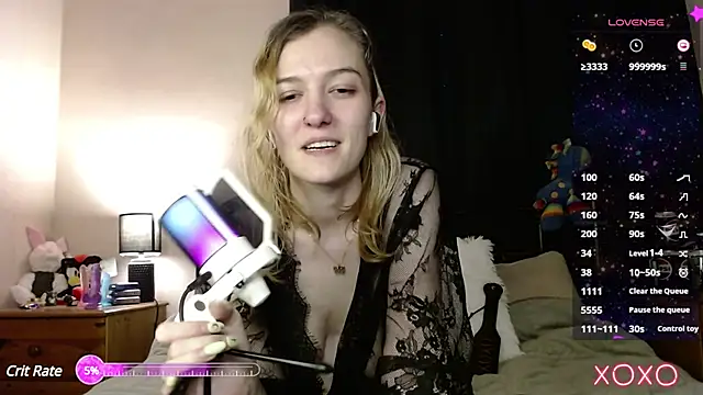 Snapshot of EllieeRose chatting on January 2025 12:48:02 PM EllieeRose online show from January 2025 12:48:02 PM