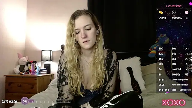 Snapshot of EllieeRose chatting on February 2025 01:05:02 AM EllieeRose online show from February 2025 01:05:02 AM