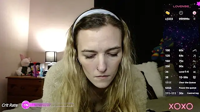 Snapshot of EllieeRose chatting on February 2025 09:41:02 PM EllieeRose online show from February 2025 09:41:02 PM