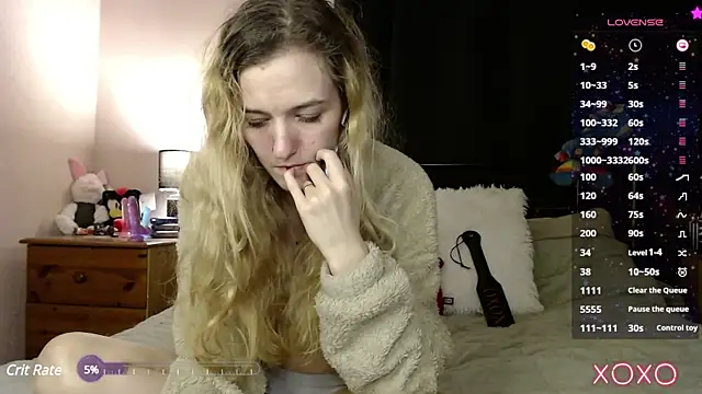 Snapshot of EllieeRose chatting on March 2025 04:58:02 AM EllieeRose online show from March 2025 04:58:02 AM