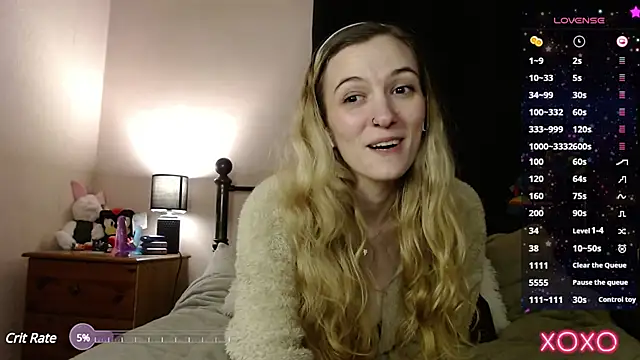 Snapshot of EllieeRose chatting on March 2025 05:14:01 AM EllieeRose online show from March 2025 05:14:01 AM