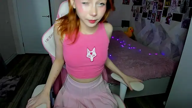 Snapshot of Passionate_Angels chatting on November 2025 11:46:01 PM Passionate Angels online show from November 2025 11:46:01 PM